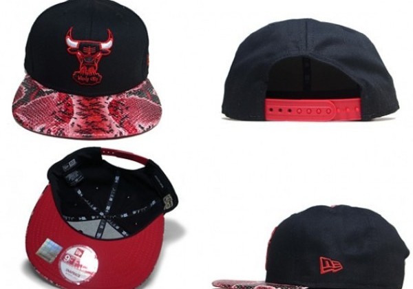 new-era-two-tone-team-snake-skin-snapback-collection-03-570x427