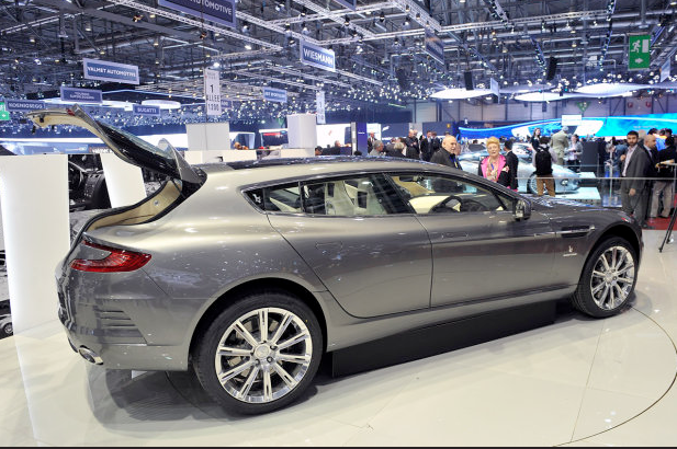 Aston Martin 4