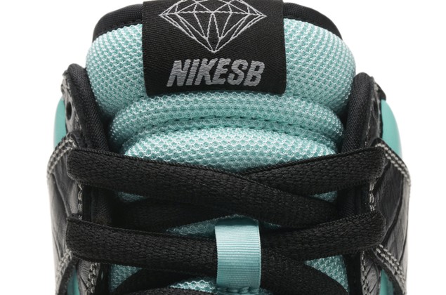 Dunk_Hi_Diamond_Mktg_Detail_1