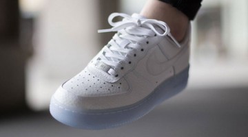 nike-wmns-air-force-1-low-white-1-681x363