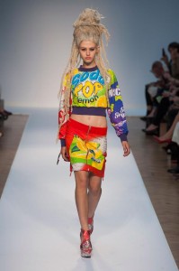 moschino-spring-summer-2015-lfw6